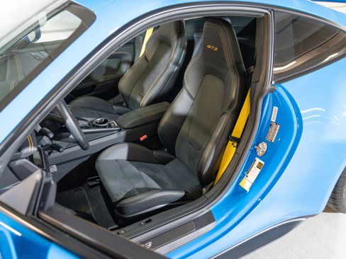 Certified 2023 Porsche 911 GT3 RWD image 5