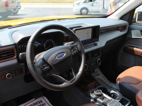 Used 2023 Ford Maverick Lariat w/ Lariat Luxury Package image 28