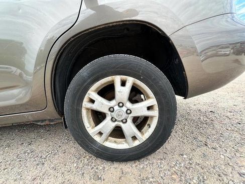 Used 2010 Toyota RAV4 4WD image 13