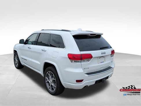 Used 2020 Jeep Grand Cherokee Overland AWD/4WD image 3