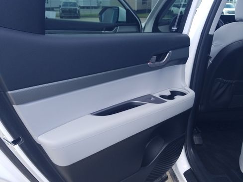 Used 2025 Hyundai Palisade SEL FWD image 11