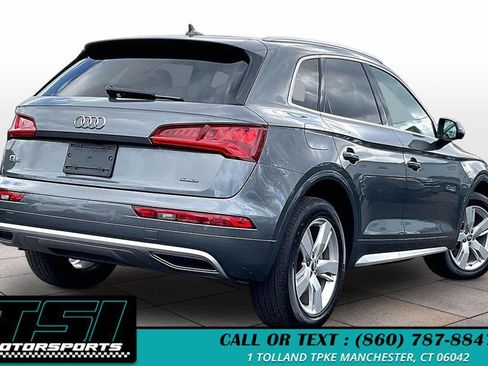 Used 2019 Audi Q5 2.0T Premium Plus w/ Premium Plus Package AWD/4WD image 2
