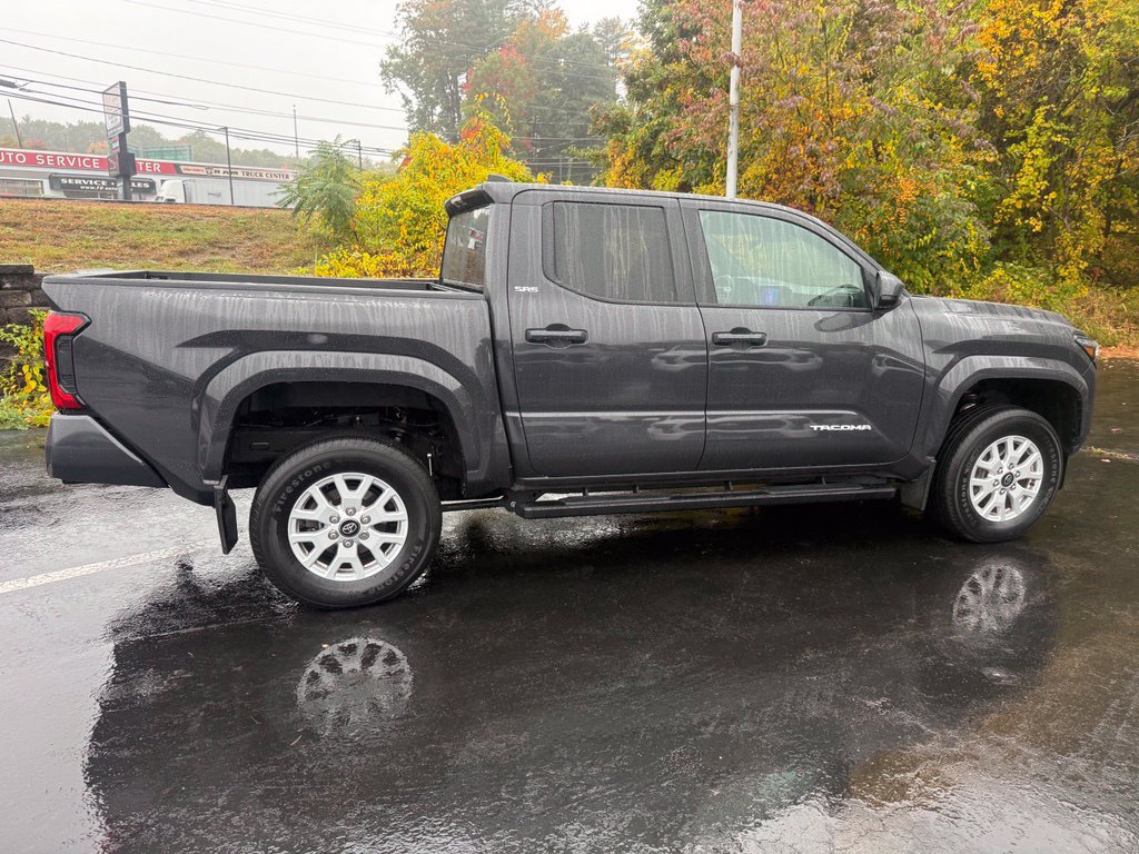 Used 2024 Toyota Tacoma SR5 AWD/4WD image 9