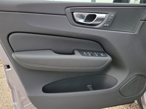 New 2026 Volvo XC60 B5 Plus w/ Protection Package Premier image 15