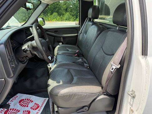 Used 2005 Chevrolet Silverado 1500 2WD Regular Cab image 17