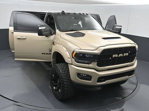 Used 2024 RAM 2500 Limited AWD/4WD image 61
