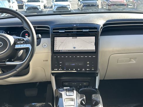 Used 2024 Hyundai Tucson Limited image 30