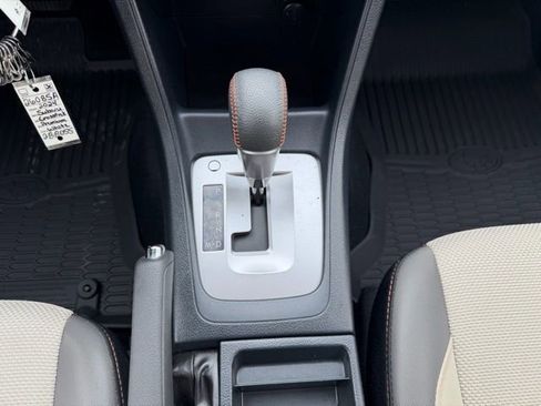 Used 2017 Subaru Crosstrek 2.0i Premium w/ Moonroof Package image 17