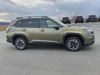 New 2026 Subaru Forester Premium video 2