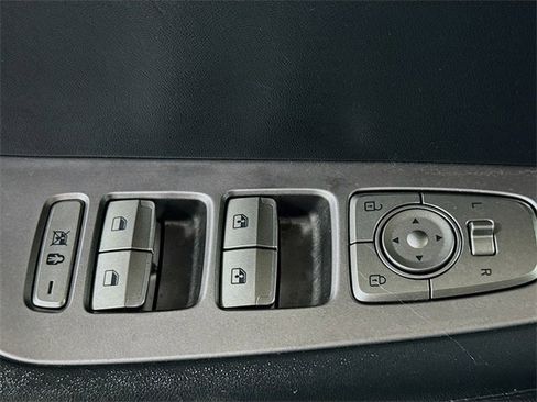 Used 2022 Hyundai Palisade SEL image 11