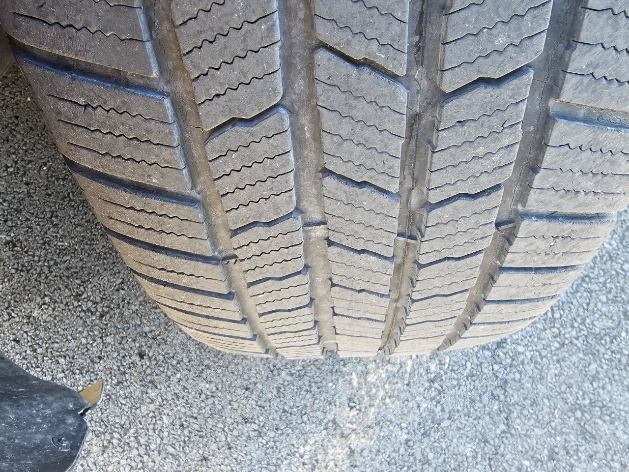 Used 2014 Ford Explorer Limited AWD/4WD image 13