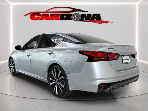 Used 2020 Nissan Altima 2.5 SR w/ Premium Package FWD image 8