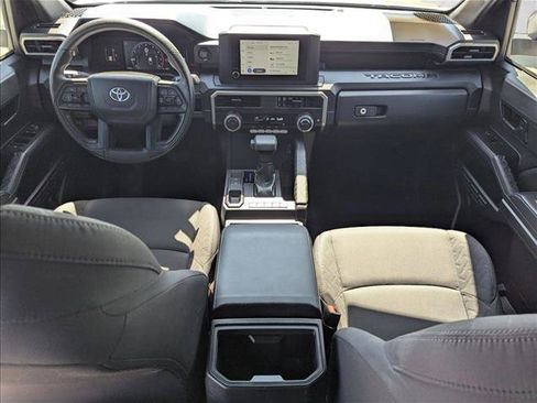 Used 2025 Toyota Tacoma SR image 15