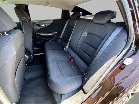 Used 2021 Chevrolet Malibu RS FWD image 26