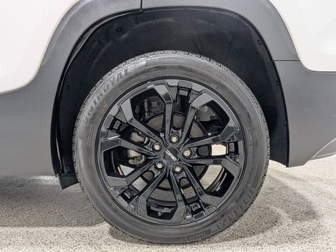 Used 2020 GMC Terrain SLE w/ Driver Convenience Package image 10