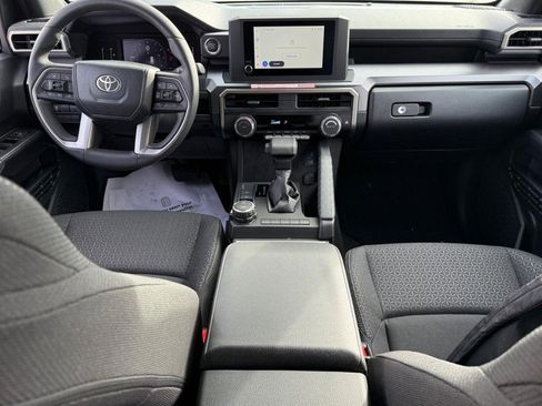 Certified 2025 Toyota 4Runner SR5 image 7