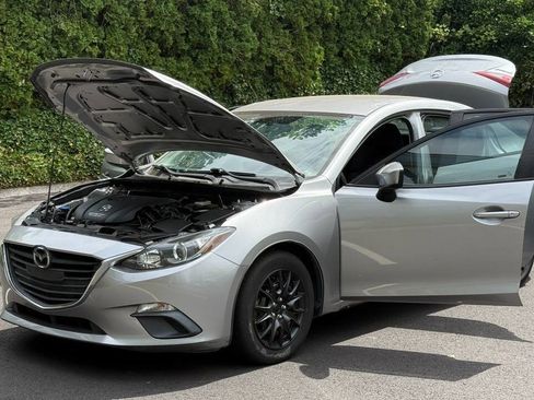 Used 2015 MAZDA MAZDA3 i Sport FWD image 8