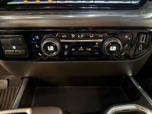 Used 2023 Chevrolet Silverado 1500 LTZ w/ LTZ Premium Package AWD/4WD image 31