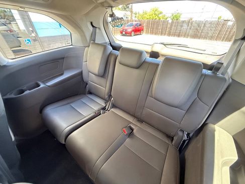 Used 2015 Honda Odyssey EX-L image 17