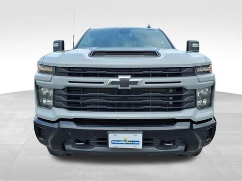 Used 2024 Chevrolet Silverado 2500 Custom w/ Custom Value Package AWD/4WD image 15