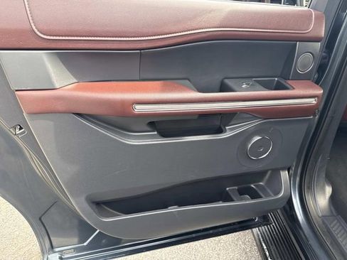 Used 2024 Ford Expedition Max Limited image 20