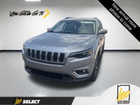 Used 2019 Jeep Cherokee Limited image 1