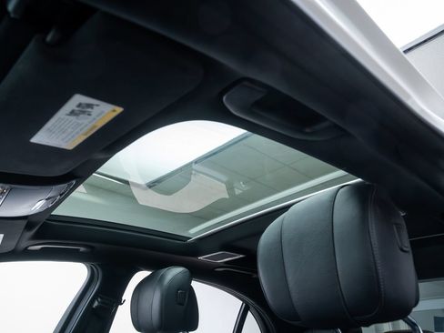 Used 2015 Mercedes-Benz S 550 Sedan image 17