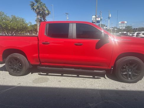 Used 2024 Chevrolet Silverado 1500 Custom image 2