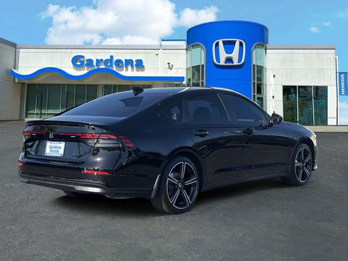 Used 2026 Honda Accord Sport image 6