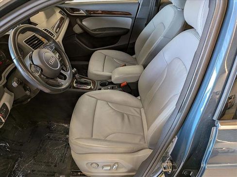 Used 2018 Audi Q3 2.0T Premium Plus w/ Premium Plus Package AWD/4WD image 21