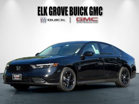 Used 2025 Honda Accord SE image 8