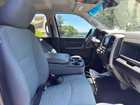 Used 2016 RAM 1500 Express AWD/4WD image 10