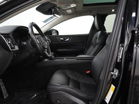 Used 2021 Volvo V60 T5 Cross Country w/ Climate Package AWD/4WD image 24