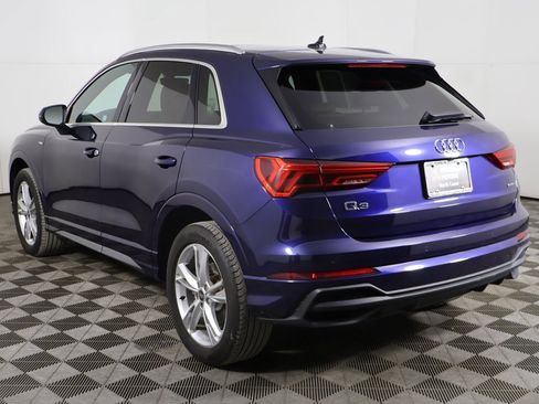 Used 2023 Audi Q3 2.0T Premium w/ Convenience Package image 9