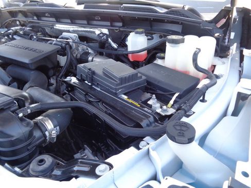 Used 2024 GMC Sierra 2500 Pro w/ Convenience Package AWD/4WD image 32