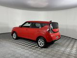 Used 2023 Kia Soul LX w/ LX Technology Package image 5