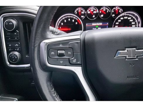 Used 2022 Chevrolet Silverado 1500 LT Trail Boss w/ Convenience Package II AWD/4WD image 18