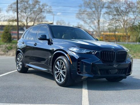 Certified 2025 BMW X5 xDrive50e w/ Executive Package AWD/4WD image 9
