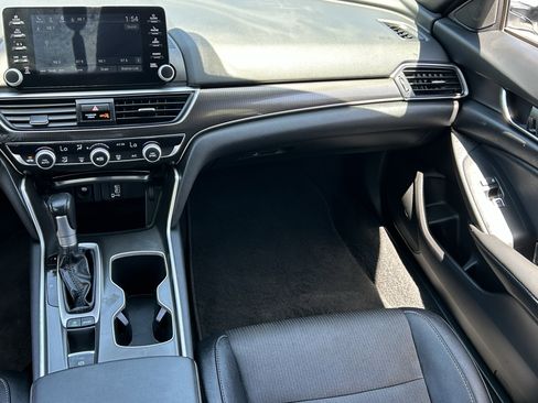 Used 2020 Honda Accord Sport image 14