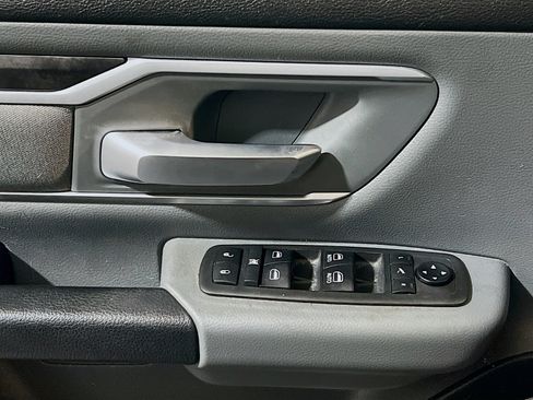 Used 2021 RAM 1500 Big Horn RWD image 13