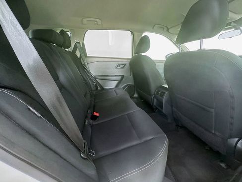 Used 2023 Nissan Rogue S FWD image 32