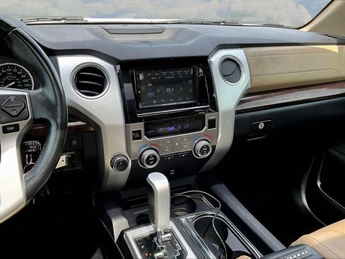 Used 2017 Toyota Tundra Limited w/ Limited Premium Package AWD/4WD image 12