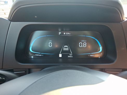 Certified 2025 Hyundai Elantra Sport FWD image 19