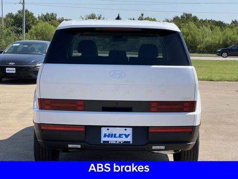 New 2026 Hyundai Santa Fe SE image 5