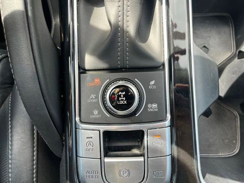 Used 2023 Kia Telluride SX Prestige AWD/4WD image 16