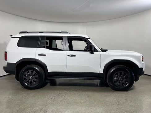 New 2027 Toyota Land Cruiser AWD/4WD image 2