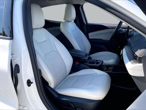 Used 2026 Ford Mustang Mach-E Premium RWD image 8