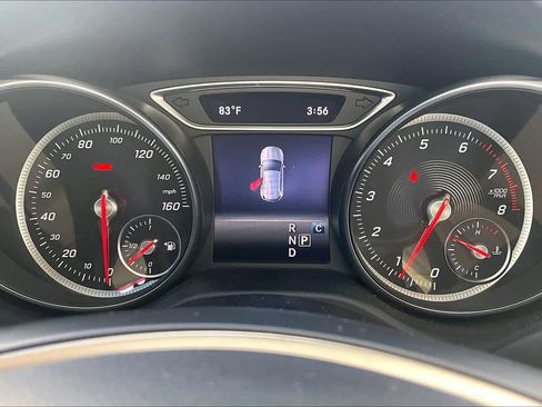 Used 2019 Mercedes-Benz GLA 250 4MATIC image 25