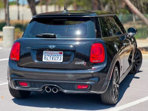 Used 2019 MINI Cooper S FWD image 15