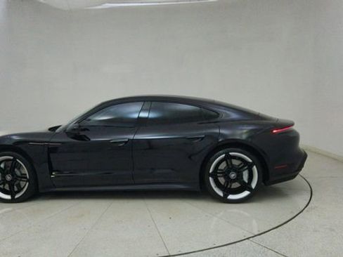 Used 2022 Porsche Taycan image 67